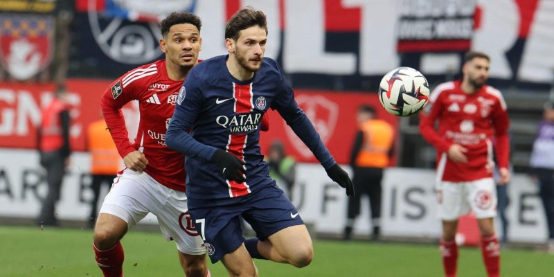 Paris Saint Germain quyết tâm đánh bại Stade Brestois